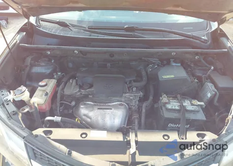 2015 Toyota Rav4 Le из США, поврежденный, VIN JTMBFREV3FJ031374